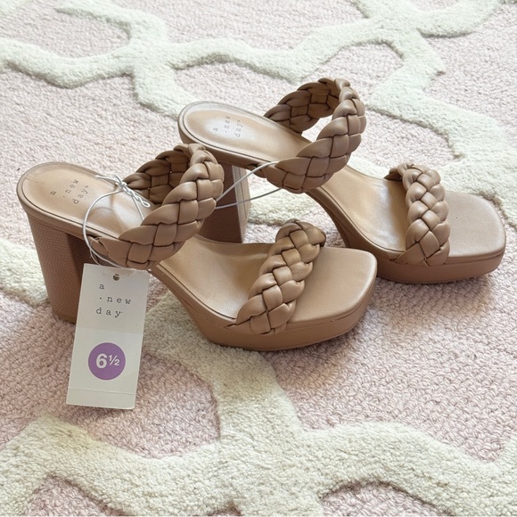 NWT TARGET A NEW DAY NUDE BRAIDED PLATFORM SANDAL HEELS STEVE MADDEN NORDSTROM - Picture 2 of 5